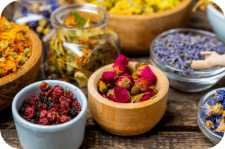 Ilustrační fotografie ospalého muže